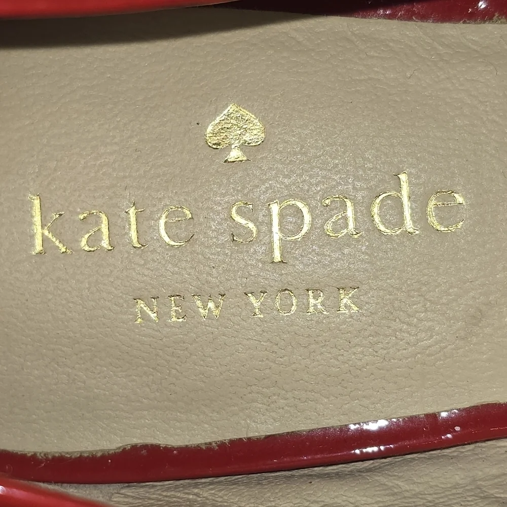 KATE SPADE NEW YORK ERICA RED PATENT FLATS WOMENS SIZE 6 1/2 EUC